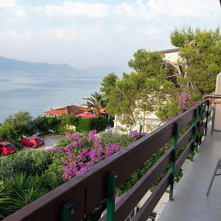 Appartement By The Sea Arbanija, Ciovo - 16117 *