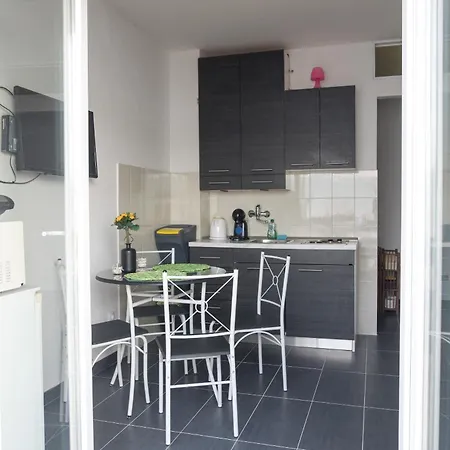 Apartman By The Sea Arbanija, Ciovo - 16117