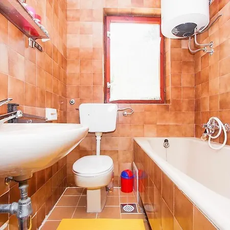 Διαμέρισμα By The Sea Arbanija, Ciovo - 16117 *